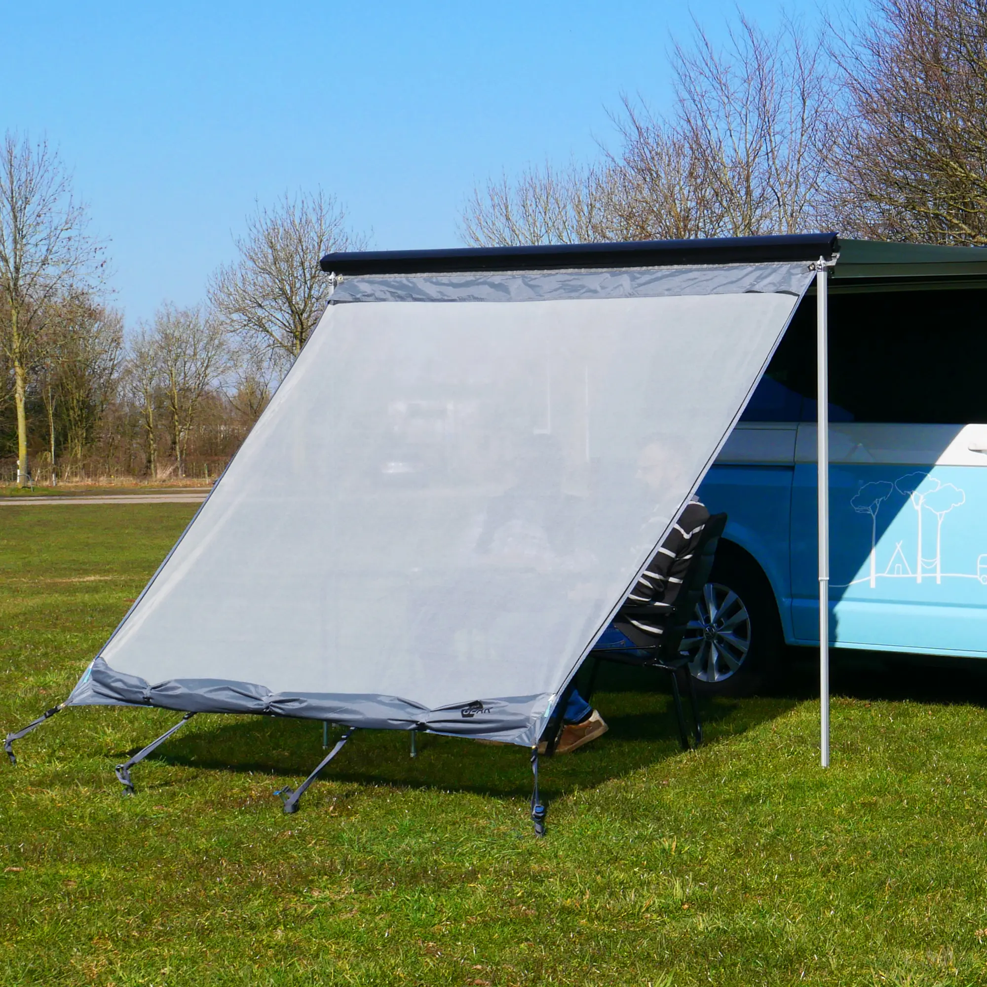 your GEAR Campingbus Sun + Rain Blocker 2,4 x 2 m - Vorderwand für Bulli / Bus Markise mit Abdeckung